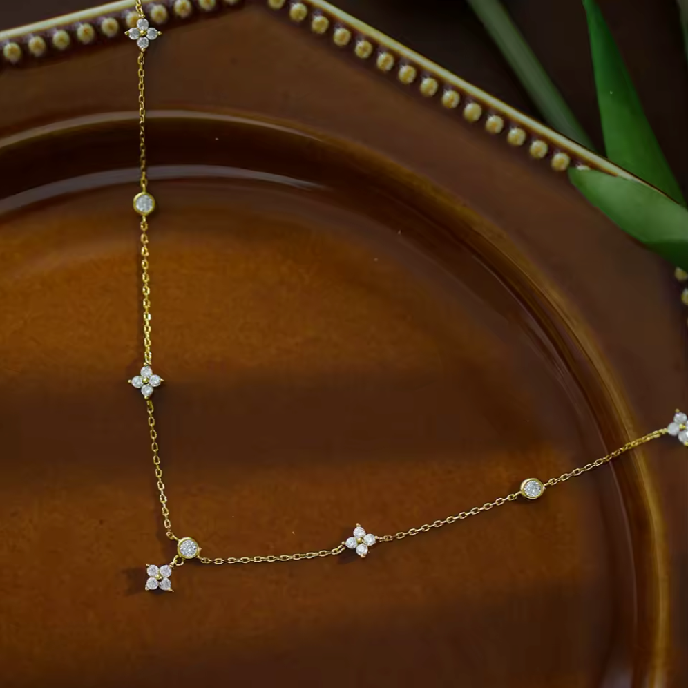 Zircon Four Leaf Clover Pendant Necklace | S925