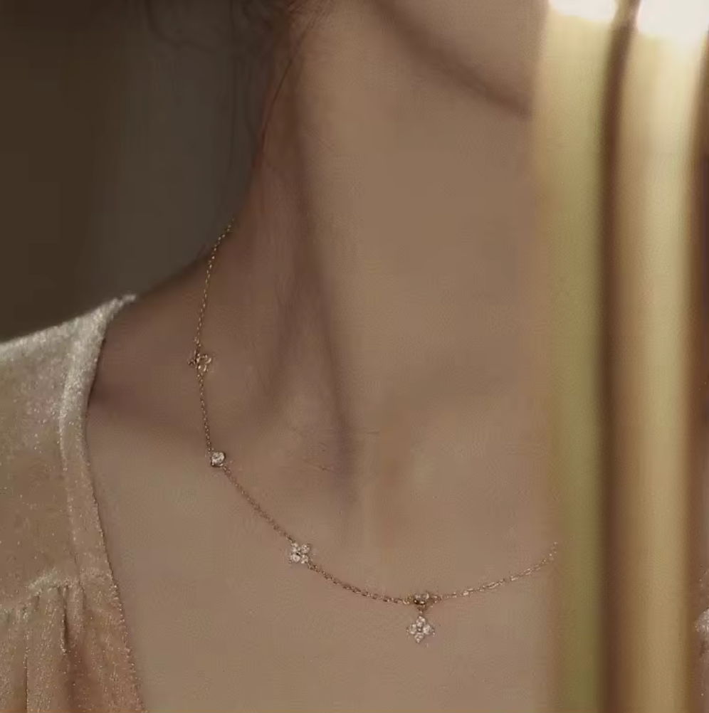 Zircon Four Leaf Clover Pendant Necklace | S925