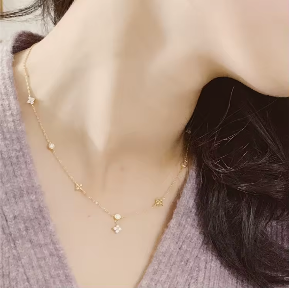 Zircon Four Leaf Clover Pendant Necklace | S925