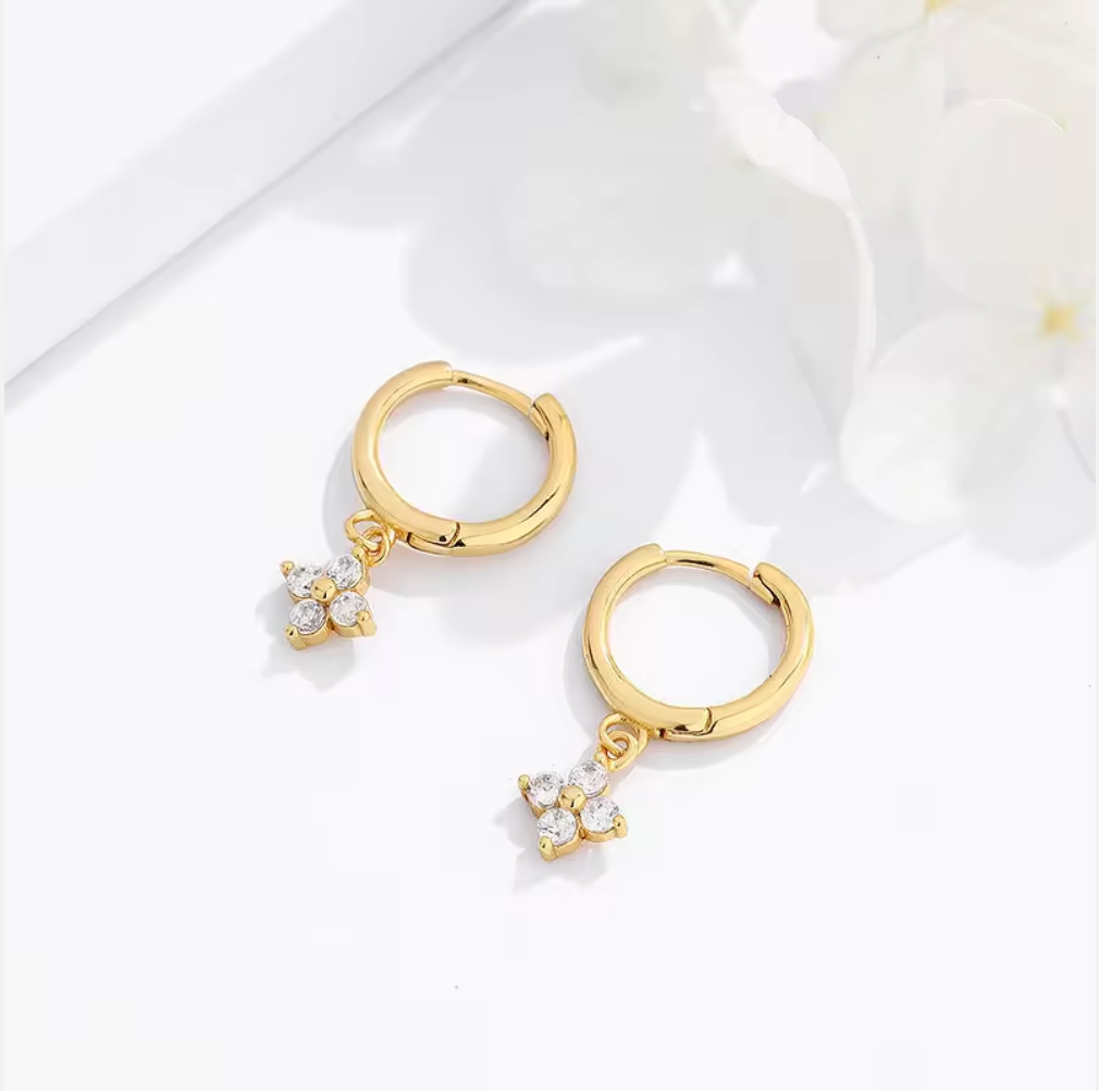Zircon Four Leaf Clover Hoop Earrings | S925